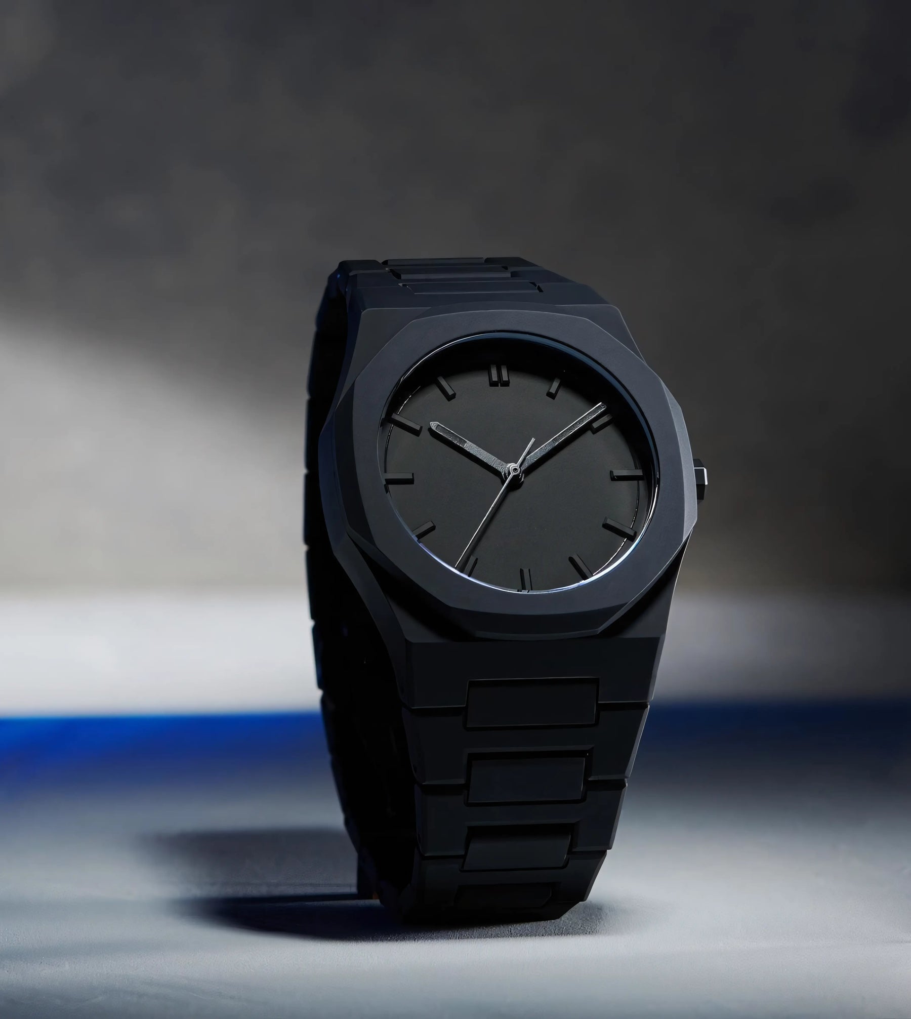 Montre minimaliste All Black pour homme - 40,5 mm - Polycarbonate | Résistante à l'eau